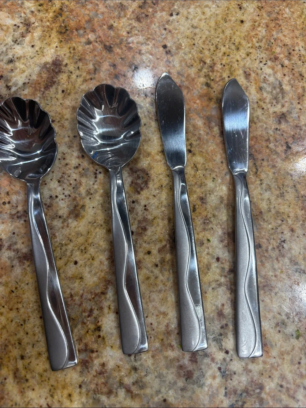 Cuisinart Riverside Stainless Steel Silver Butter Knives Knife Sugar Spoons